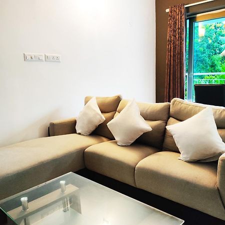 Transit Suites By Grandwest เนดุมบัสเซรี ภายนอก รูปภาพ