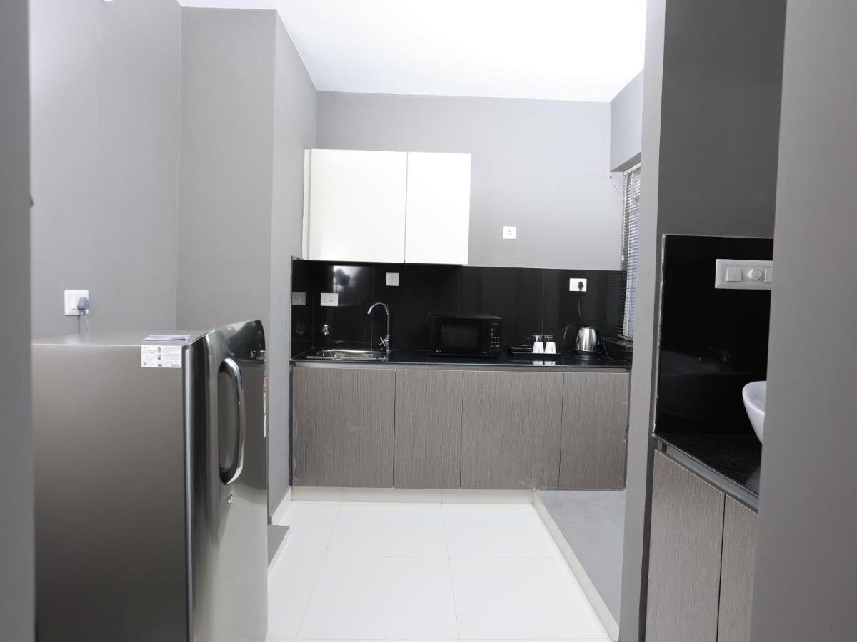 Transit Suites By Grandwest เนดุมบัสเซรี ภายนอก รูปภาพ