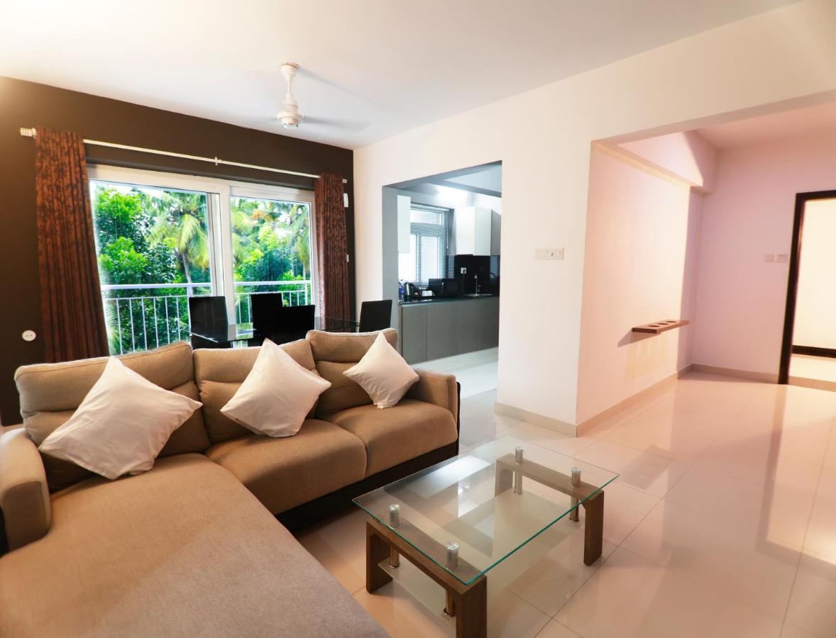 Transit Suites By Grandwest เนดุมบัสเซรี ภายนอก รูปภาพ