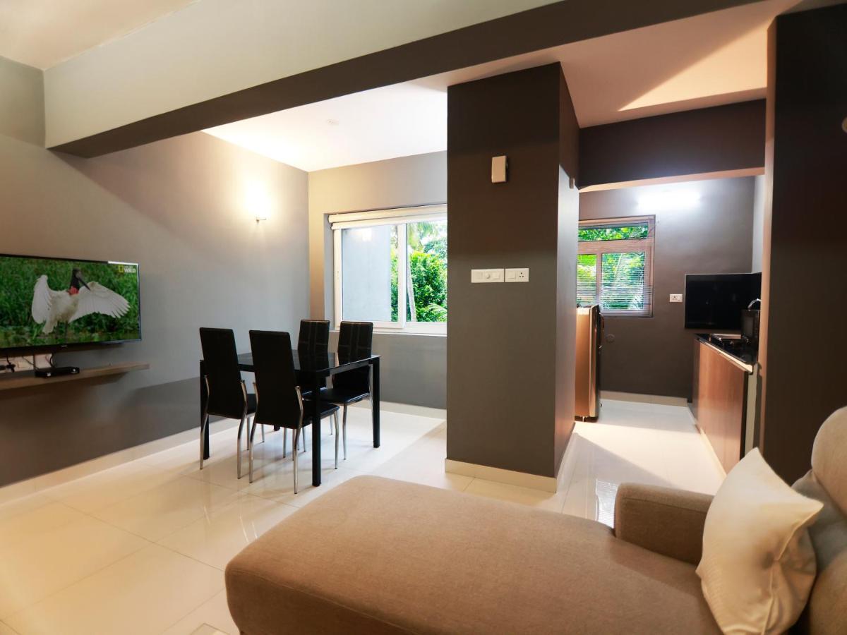 Transit Suites By Grandwest เนดุมบัสเซรี ภายนอก รูปภาพ
