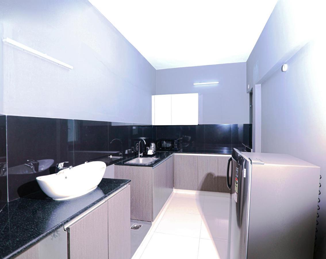 Transit Suites By Grandwest เนดุมบัสเซรี ภายนอก รูปภาพ